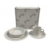 Fiesta White 4 Pc Place Setting in box