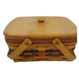 1997 Longaberger Bountiful Harvest Basket