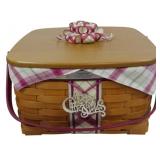 Longaberger 2013 Plaid Tidings Basket 9x12x12