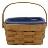 Longaberger 2004 Salt and Pepper Basket 4x6x3