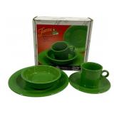 Fiesta Shamrock 4 Pc Place Setting in box