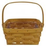 Longaberger 1999 Medium Berry Basket 3.5x7x7