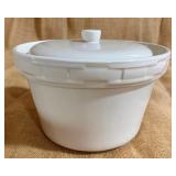 Longaberger Roundabout Casserole Dish w/ lid
