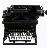Woodstock Vintage Manual Typewriter - 17 x 12 x 12
