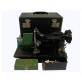 Singer Featherweight #221 Machine w/ Case