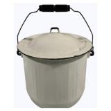 Enamelware Bucket w/ Lid 16 x 11