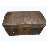 Antique Dome Top Steamer Trunk w/ Tray