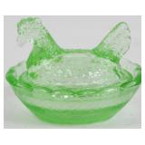 Miniature Green Glass Hen on Nest 2x3x2