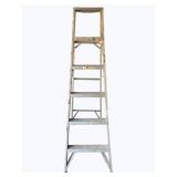 Aluminum Ladder - 70" tall