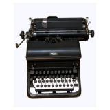 Royal Manual Typewriter