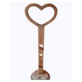 Wood Heart Stand - 48 x 15 x 10