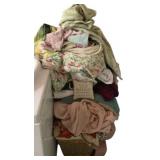 Lot of Assorted Linens