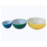 3 Pyrex Bowls - 6, 9 & 11"