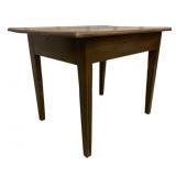 Vintage Tapered Leg Table 29 x 39 x 29