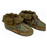 Moccasins - Resin - 7.5 x 4 x 4