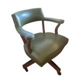 Vintage Office Chair - 24 x 22 x 32