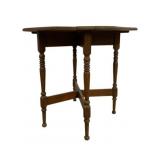 Vintage Parlor Table 30 x 32 x 32