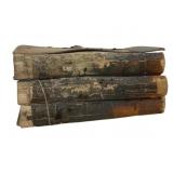 3 Curiosities Literature