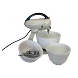 Hamilton Beach Mixer w/ Bowls - 9 x 12 x 14