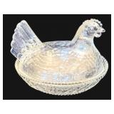 Glass Hen on Nest - 5 x 4 x 4