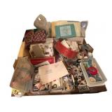 Lot of Assorted Sewing Items