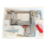 Pampered Chef Apple Peeler in Box