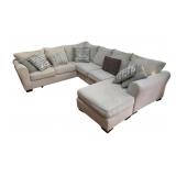 Sectional Sofa w/ pillows - 121 x 36 x 98