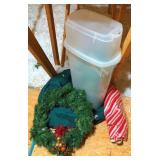 Lot of Assorted Christmas Items