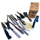 Lot of Knives w/ Holder and Sharpener