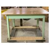 Rolling Table - 34 x 43 x 31