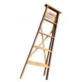 5 Ft Wooder Ladder