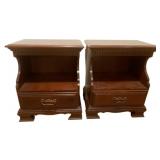 Set of 2 Nightstands - 25 x 22 x 16