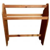 Oak Quilt Rack - 32.5 x 30 x 8
