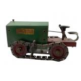 Structo Toys Wind Up Tractor 3'x8.25'x4'