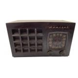 Admiral Radio 6.5'x10.5'x5.5'