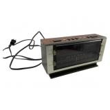 JC Penney Vtg AM/FM Clock Radio