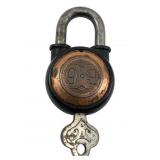 9-9 Padlock w/ Key 2'x1'