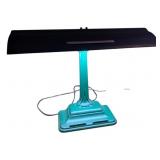 Green Metal Desk Lamp 15'x18'x8'