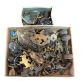 Box Lot Antique Brass & Metal Door Knobs