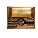 Oster Adjustable Tap & Die Set in Box