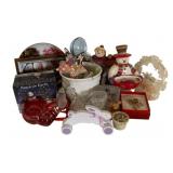 Lot of Assorted Decor Items