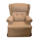 La-Z-Boy Recliner - 42 x 40 x 34