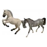 Breyer & ERTL 2 Pc Lot Horses - 3.5 x 3.5 x 1