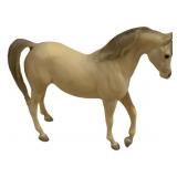 Breyer Arabian Mare - 7.5 x 2 x 6.5