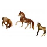 Breyer 3 Pc Javier. Standing & Scratching Foals