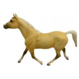 Breyer Palomino Swedish Warmblood