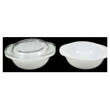 2 White Pyrex Bowls w/ 1 Lid 2.5'x5.5'x4'