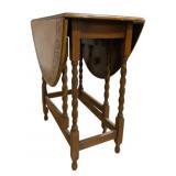 Vtg Oak Drop Leaf Gate Leg Table 28'x42'x29'