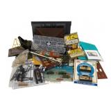Lot HO Scale Model Train Accessories