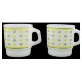 Pr Vtg Thermocrisa Green & Yellow Milk Glass